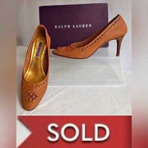 Ralph Lauren Purple Label Collection Leather Woven Medallion Pumps 8.5B Italy
